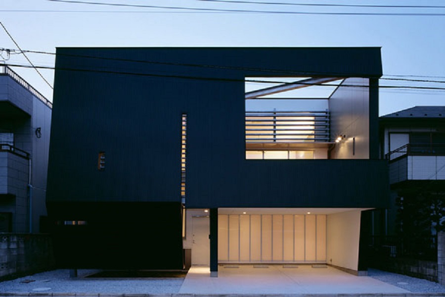 Ako sa elegantne vysporiadať s obmedzeným priestorom: Dom Y v Japonsku  