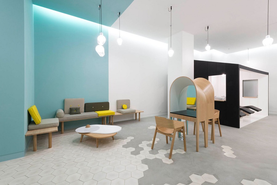Kadernícky salón Le Coiffeur v Marseille pretvára priestorový dizajn 